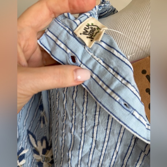 NWT-Ivy Jane puff shoulder embroidered pinstripes flower blouse top-XS - Picture 3 of 4